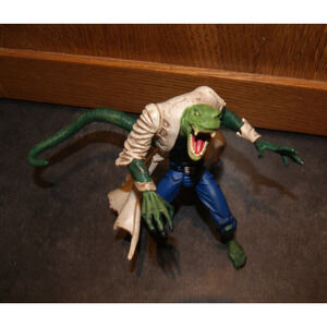 Marvel Spider-Man Lizard Figure ToyBiz 1997 Vintage Pose-able Hinged Legs